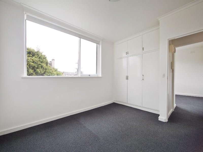 Property Gallery Thumbnail 4