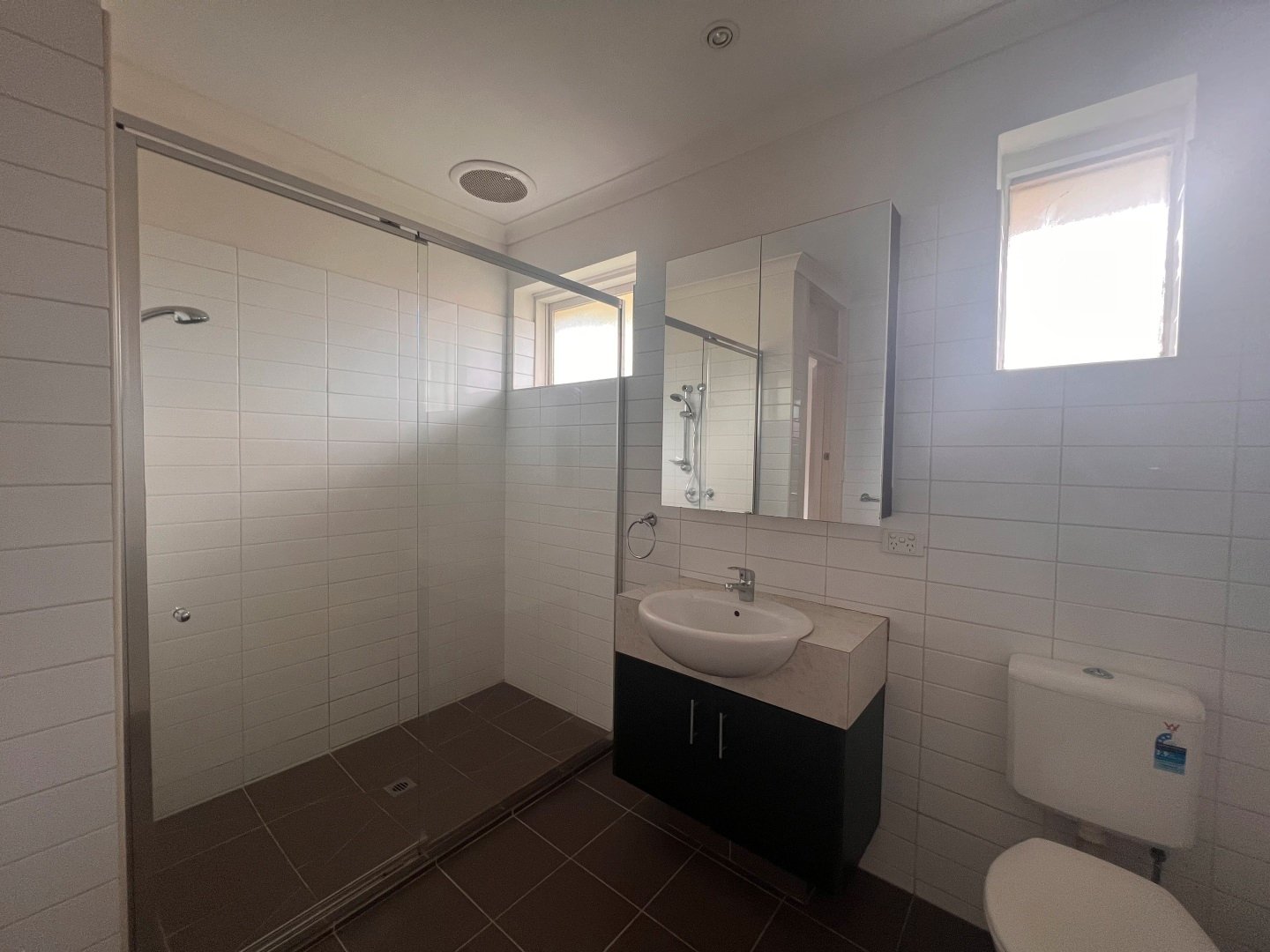 Property Gallery Thumbnail 7