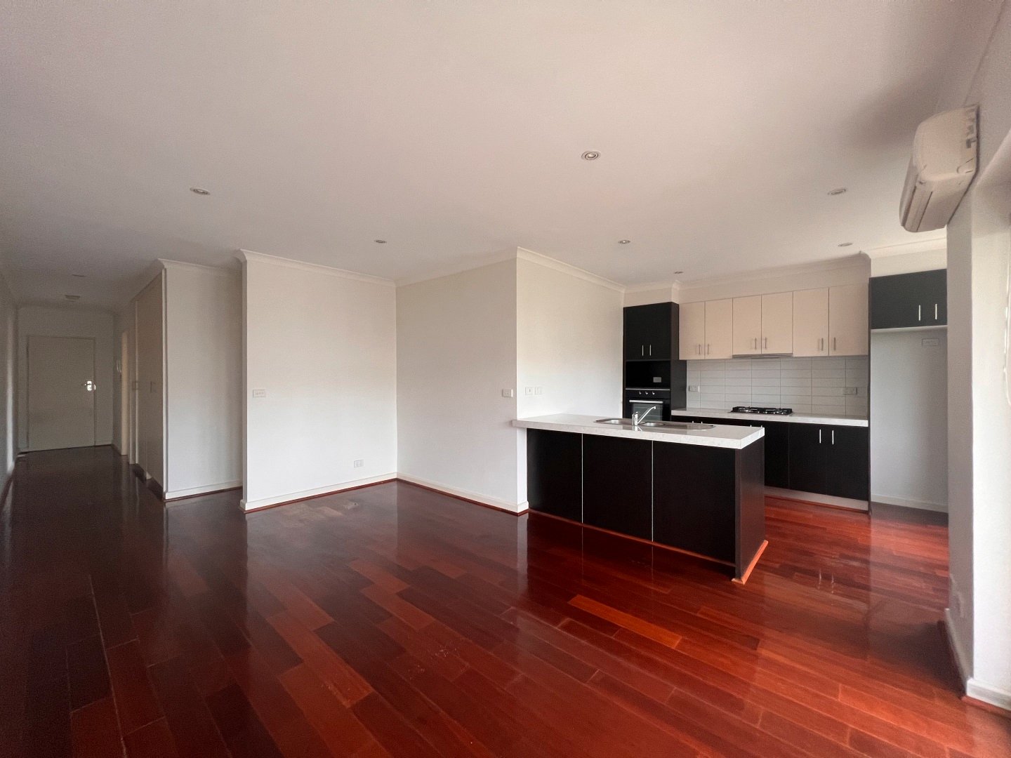 Property Gallery Thumbnail 2