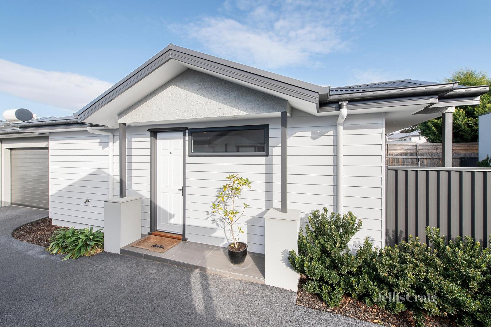 5/26 Quick Street, Pascoe Vale image 1