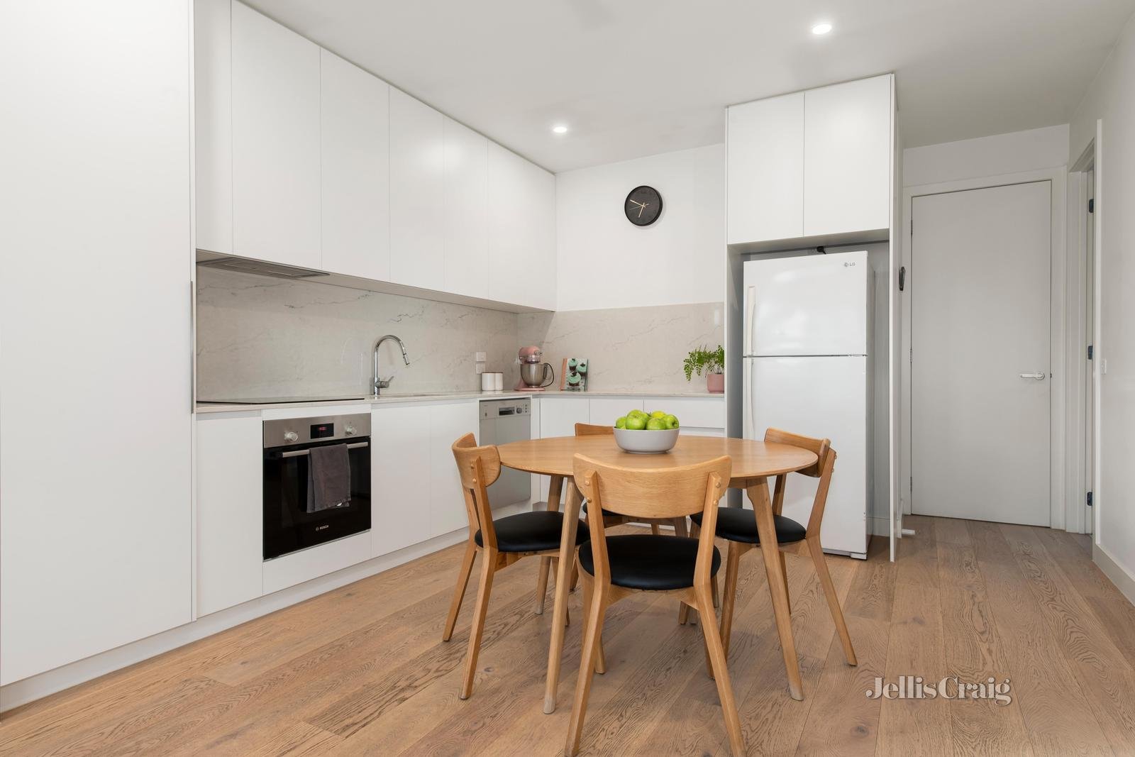 5/26 Quick Street, Pascoe Vale image 4