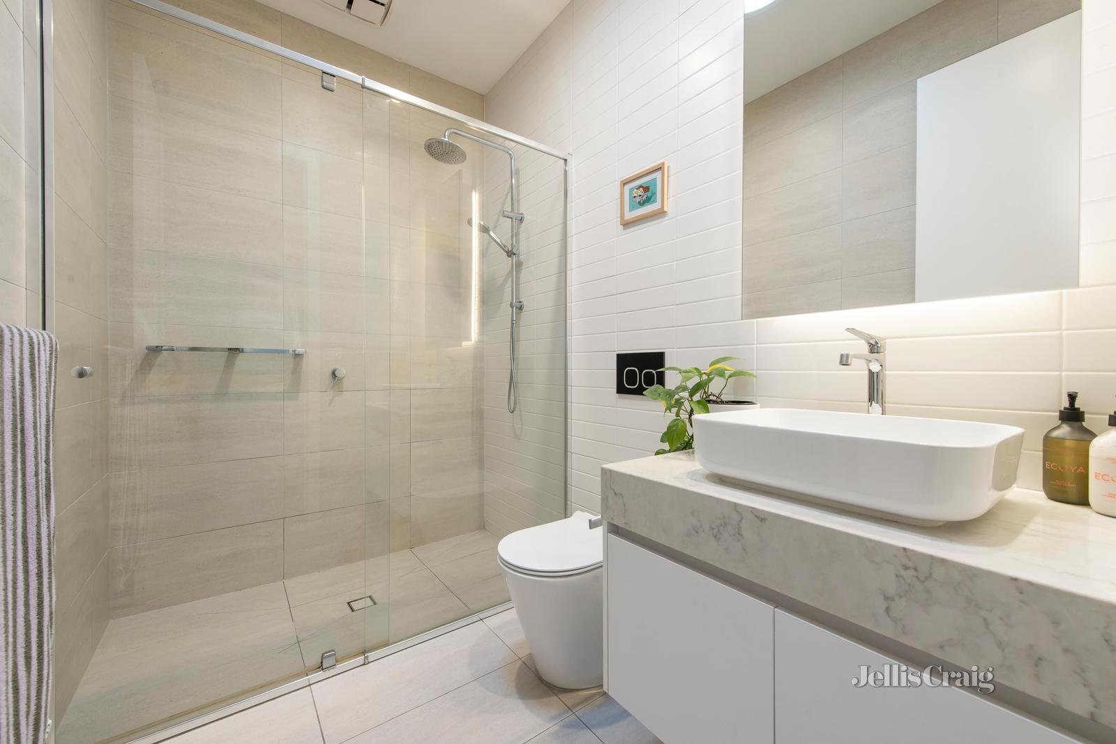 5/26 Quick Street, Pascoe Vale image 8