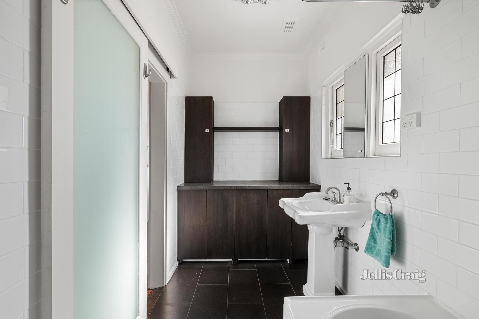 5/270 St Kilda Street, Brighton image 7