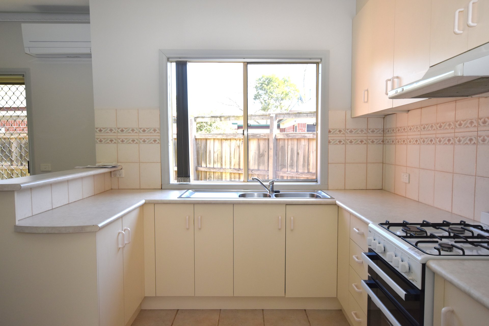5/28 Chapel Street, Lilydale image 3