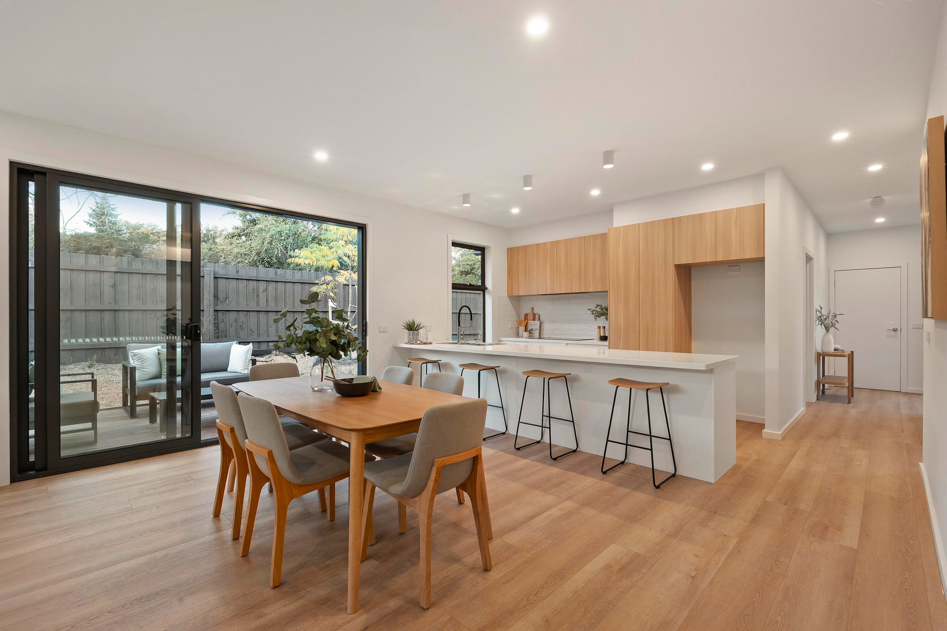 5/28 Ross Road, Croydon image 3