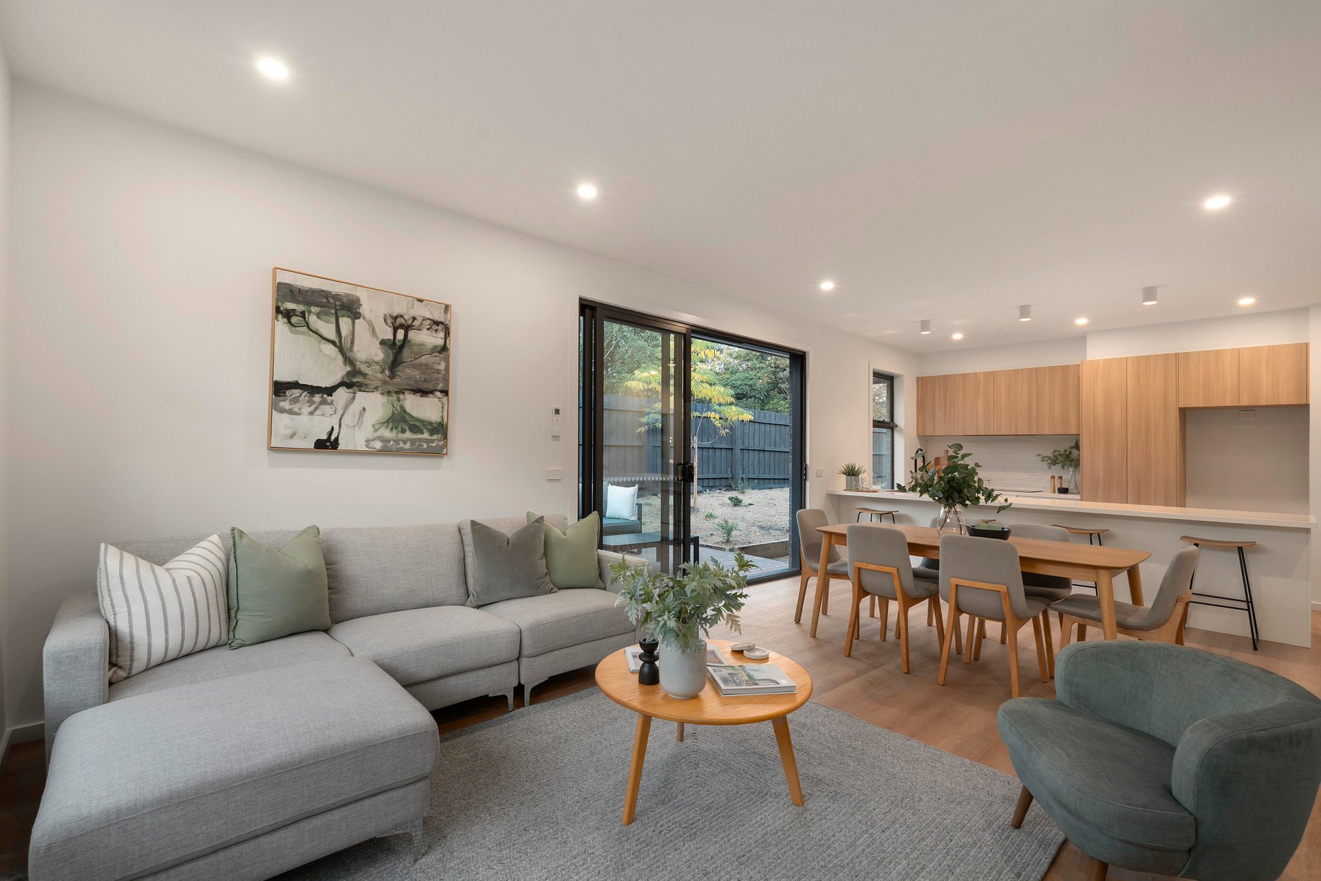 5/28 Ross Road, Croydon image 2