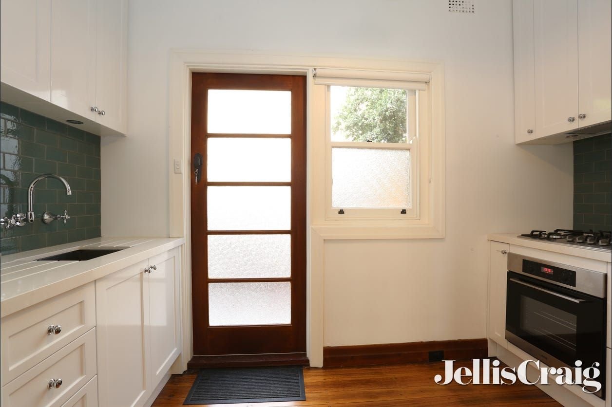 5/283 Royal Parade, Parkville image 2
