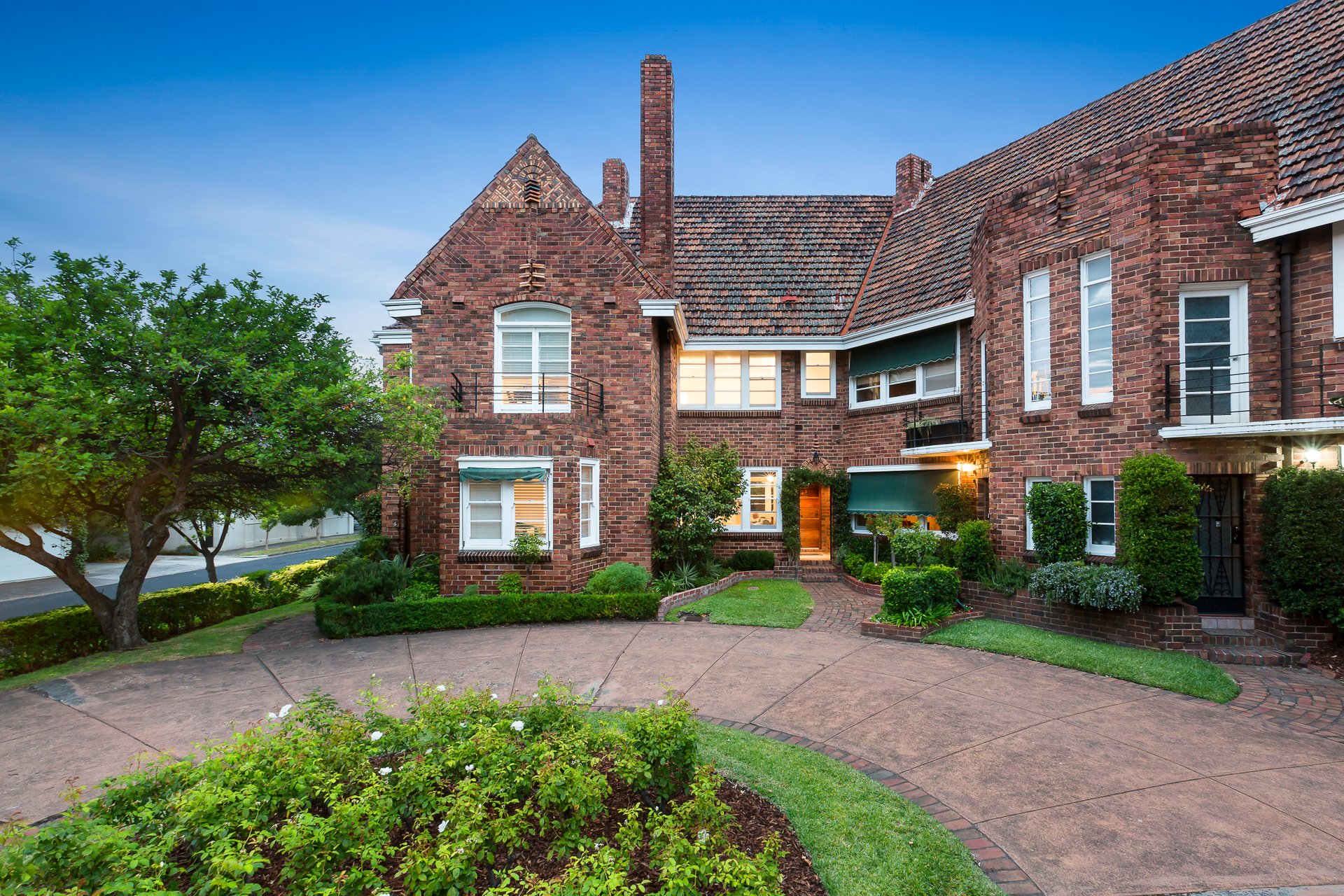 Property Gallery - Main Image