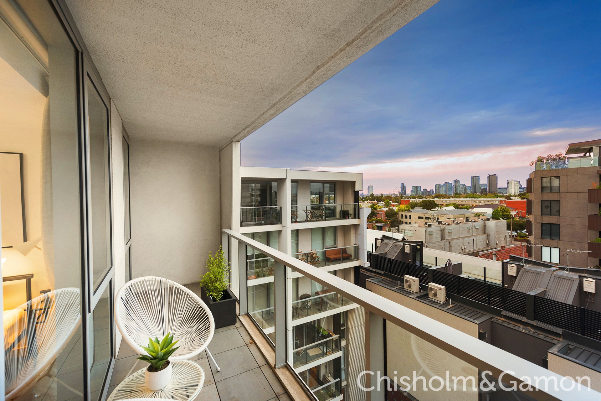 528/70 Nott Street, Port Melbourne image 5
