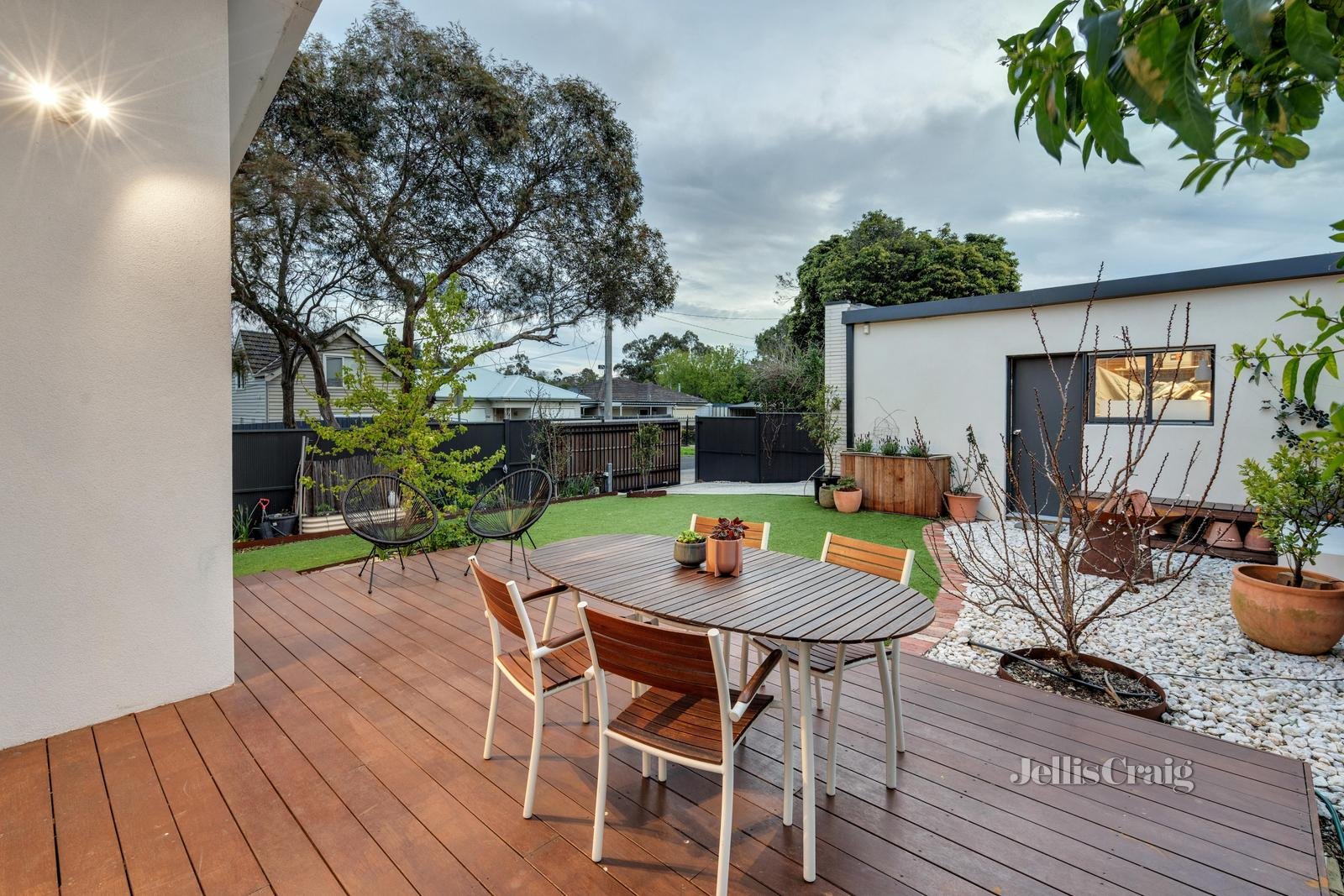 529 Pascoe Vale Road, Pascoe Vale image 14