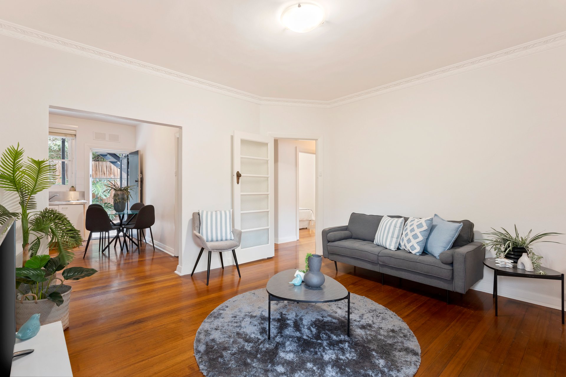 Property Gallery Thumbnail 3