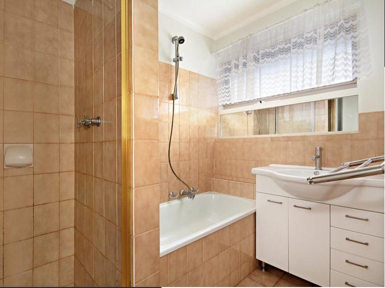 Property Gallery Thumbnail 4