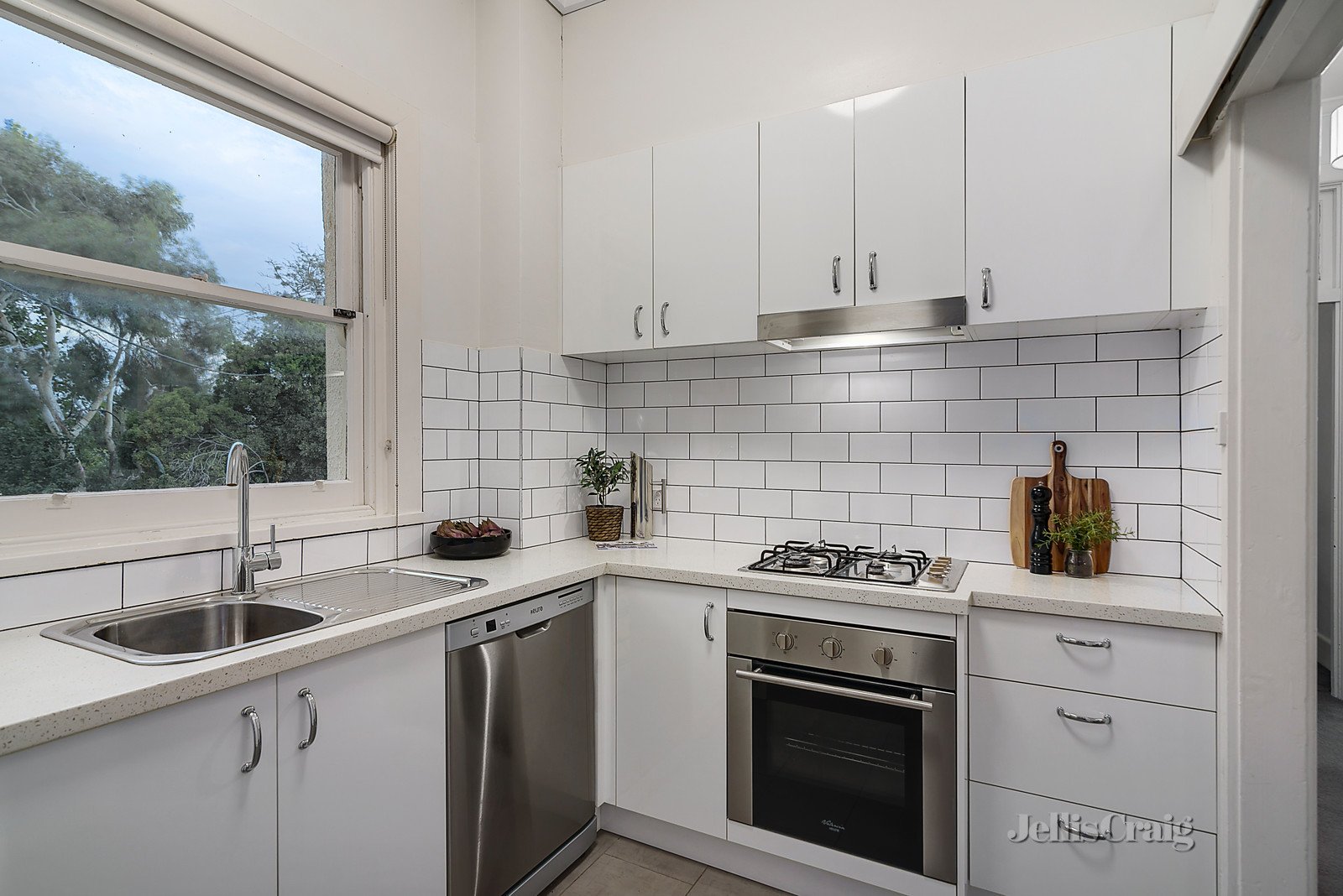 5/2A Lyall Street, Hawthorn image 4