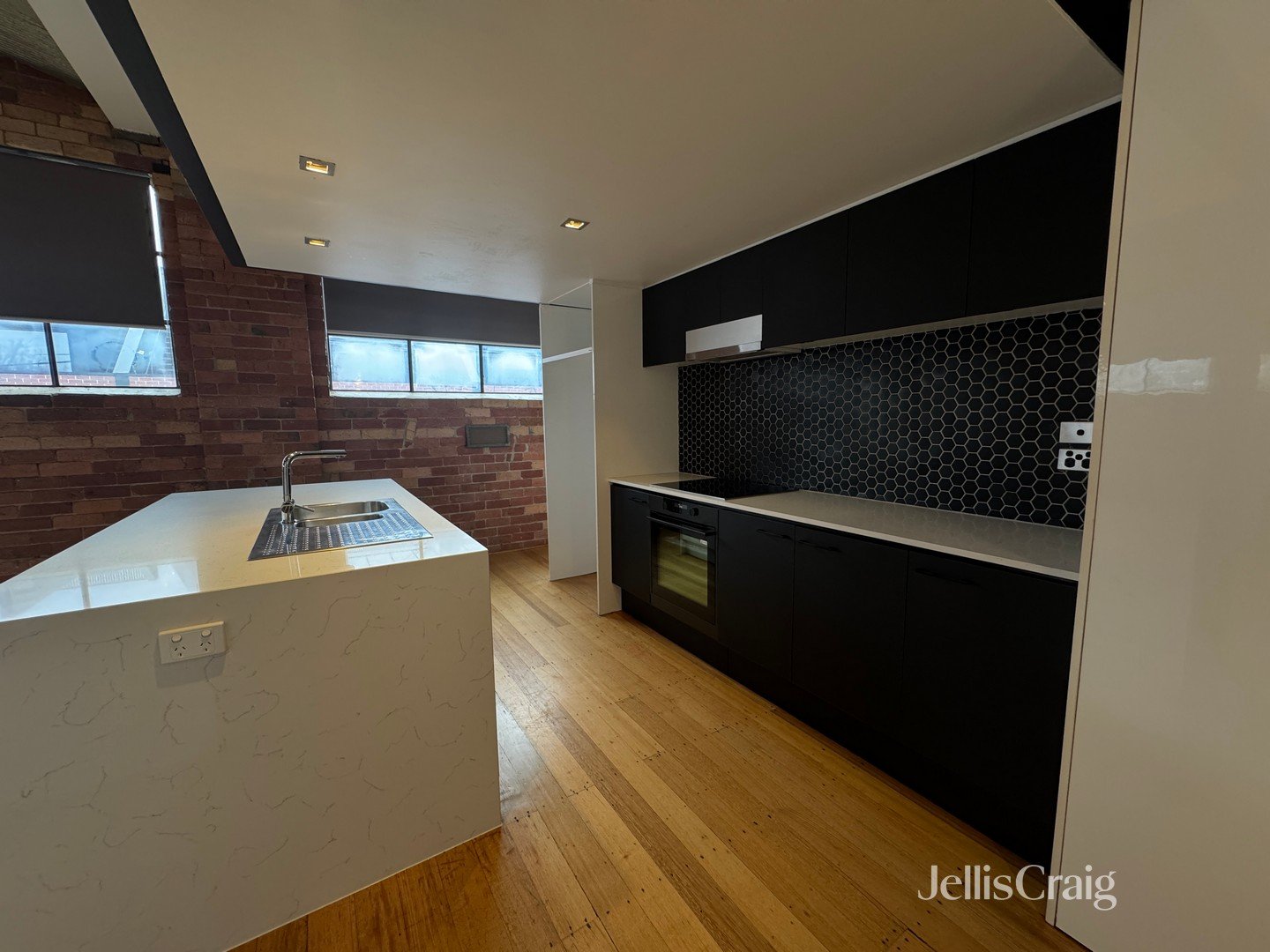 5/2A Mollison Street, Abbotsford image 4