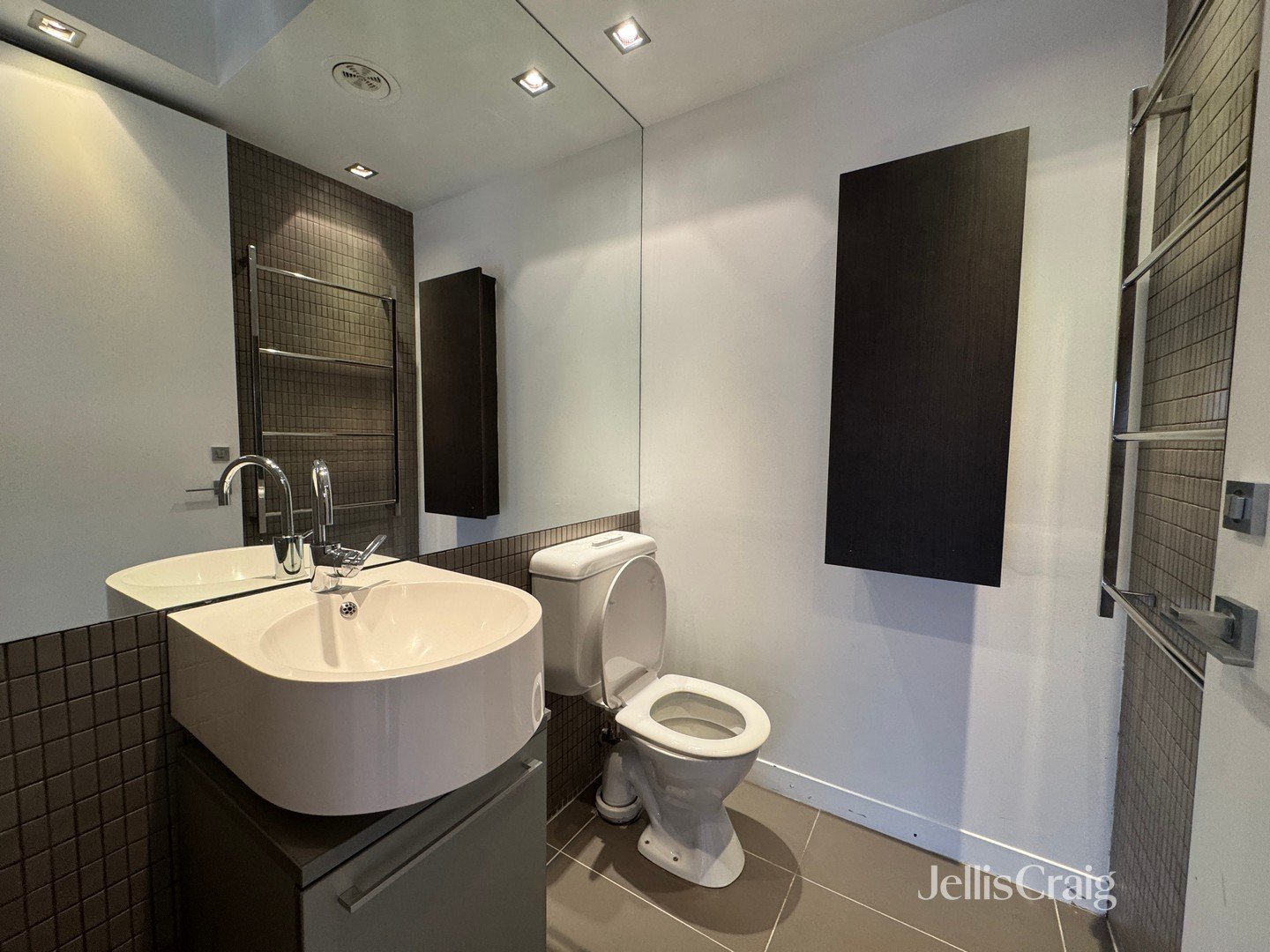 5/2A Mollison Street, Abbotsford image 13