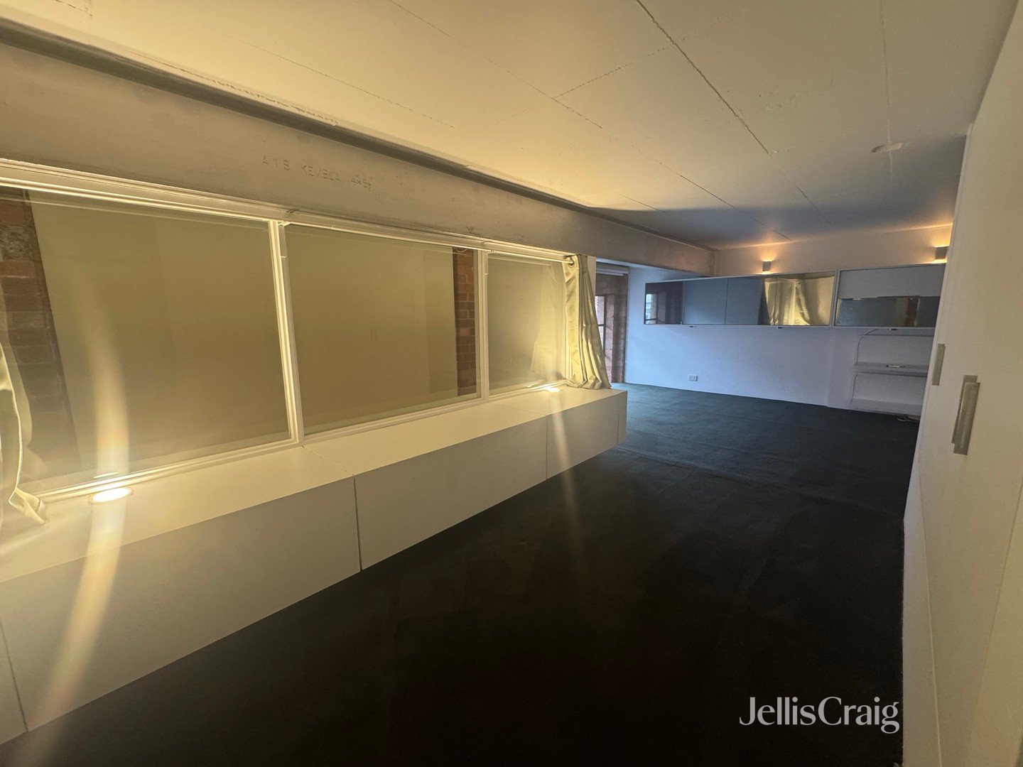 5/2A Mollison Street, Abbotsford image 6