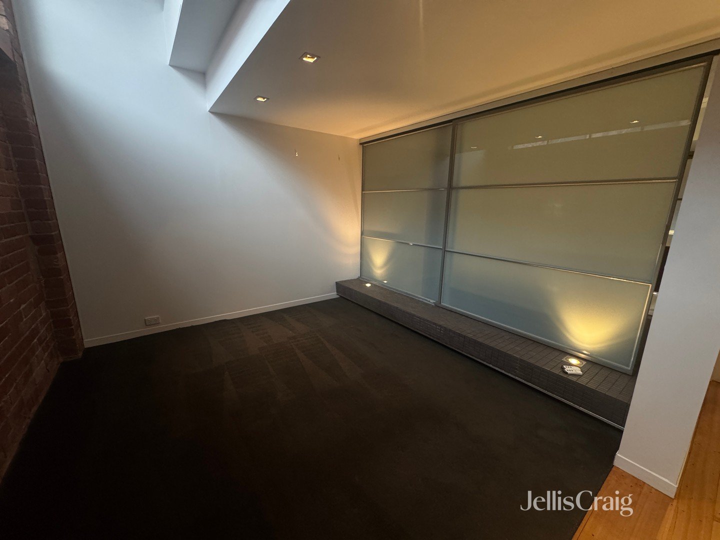 5/2A Mollison Street, Abbotsford image 9