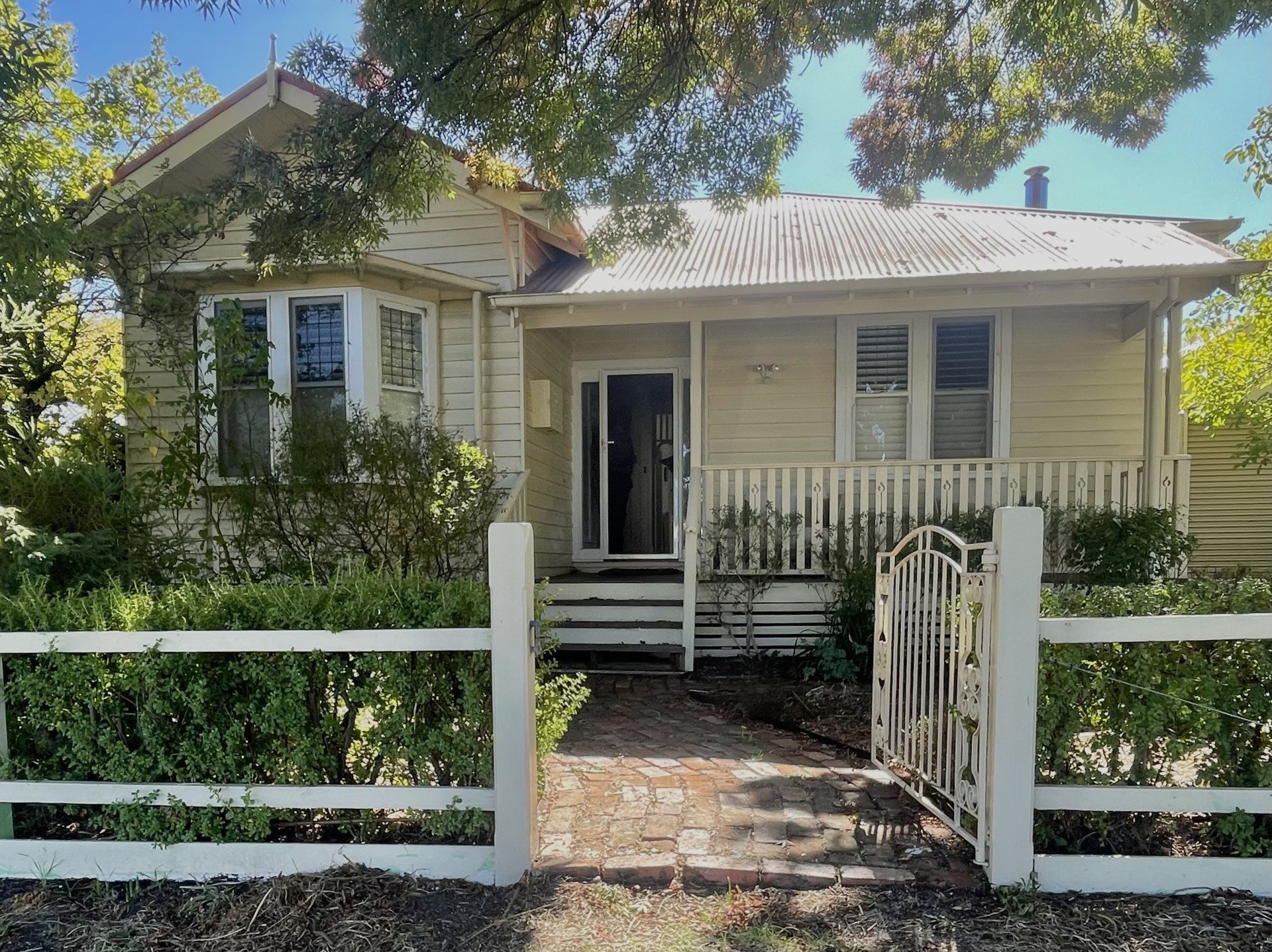 Property Gallery - Main Image