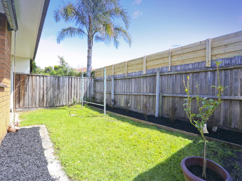 52D Cambra Road, Belmont image 9