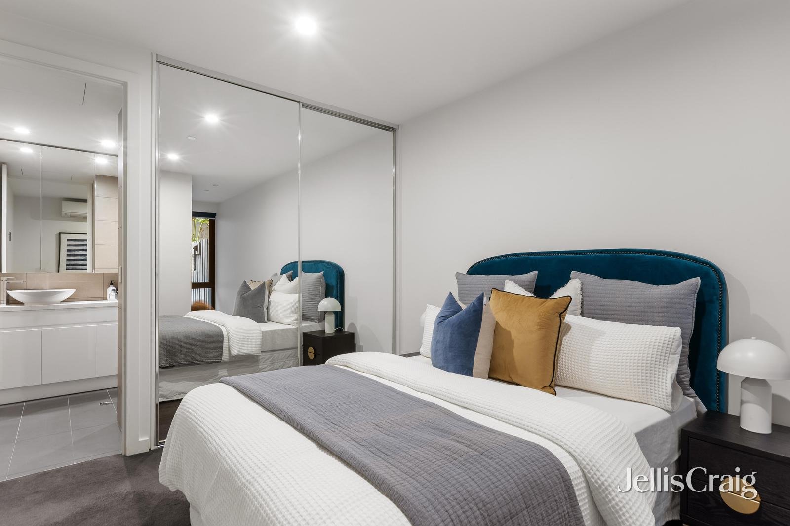5/3-5 Faulkner Street, Bentleigh image 8