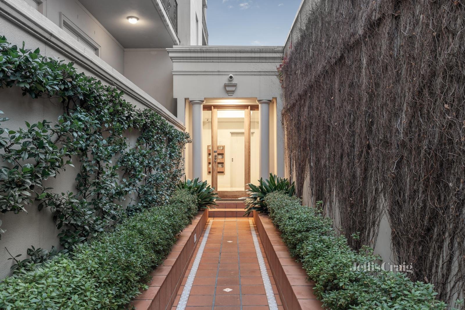 5/3-5 Hobson Street, South Yarra image 2