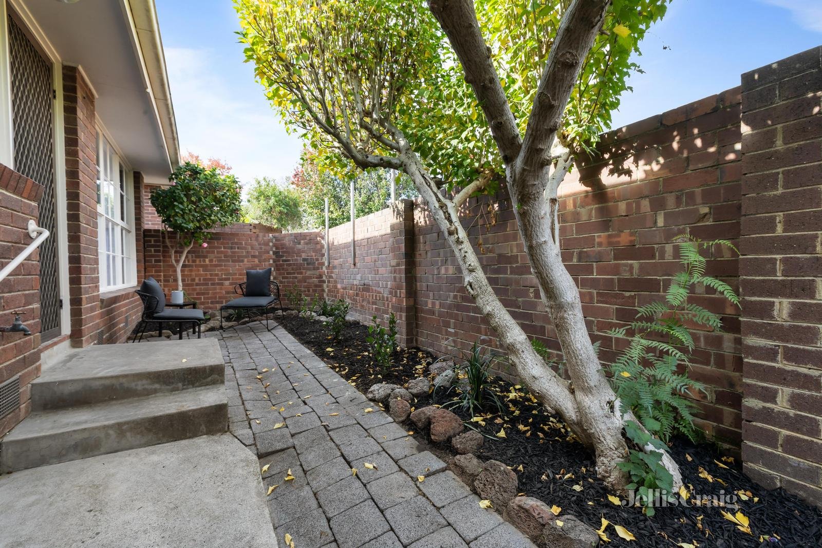5/3-5 Louise Avenue, Mont Albert image 8