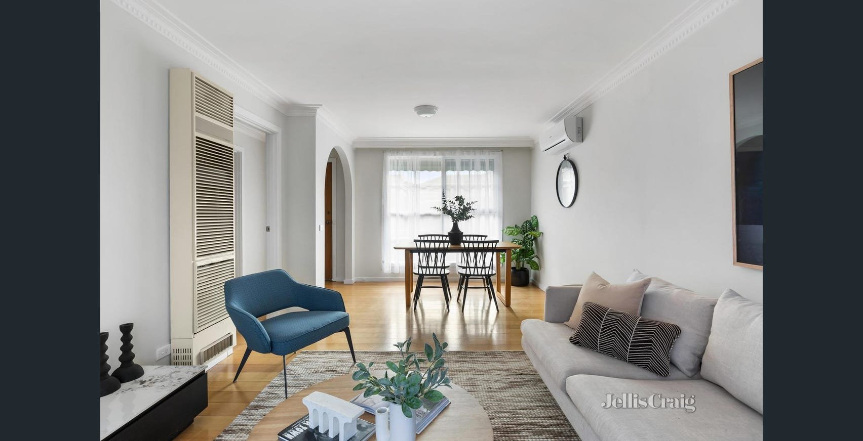 5/3-5 Louise Avenue, Mont Albert image 1