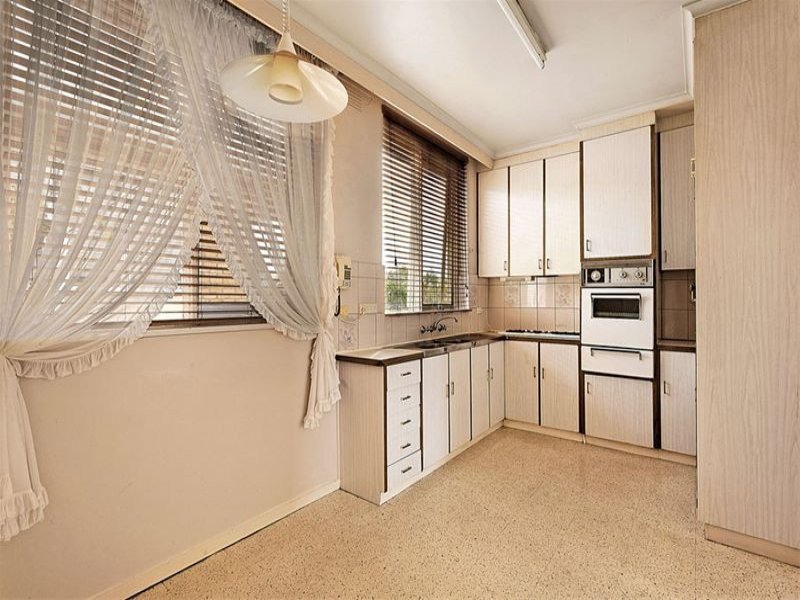 5/3 Alfriston Street, Elwood image 4