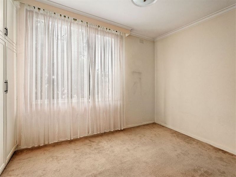 5/3 Alfriston Street, Elwood image 6