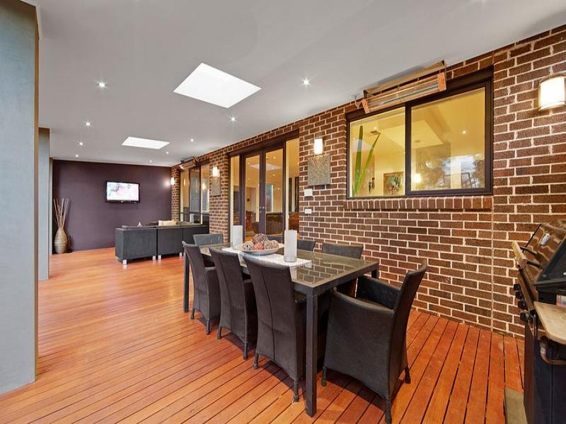 53 Baker Avenue, Kew East image 11