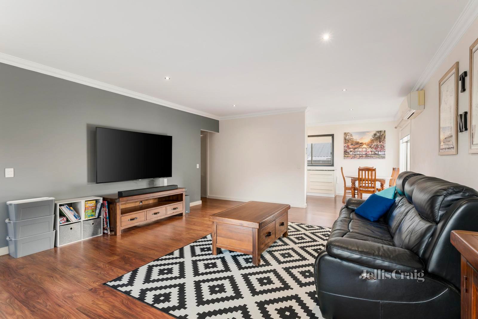 53 Balmoral Street, Kilsyth image 3