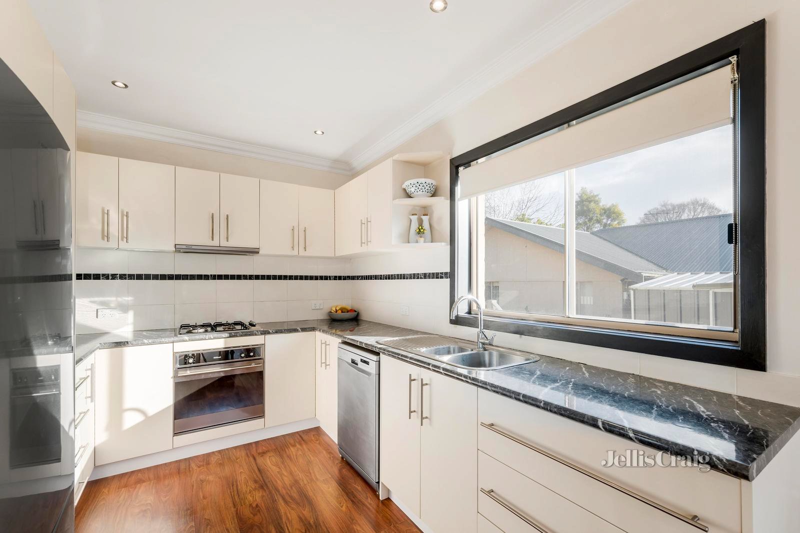 53 Balmoral Street, Kilsyth image 4