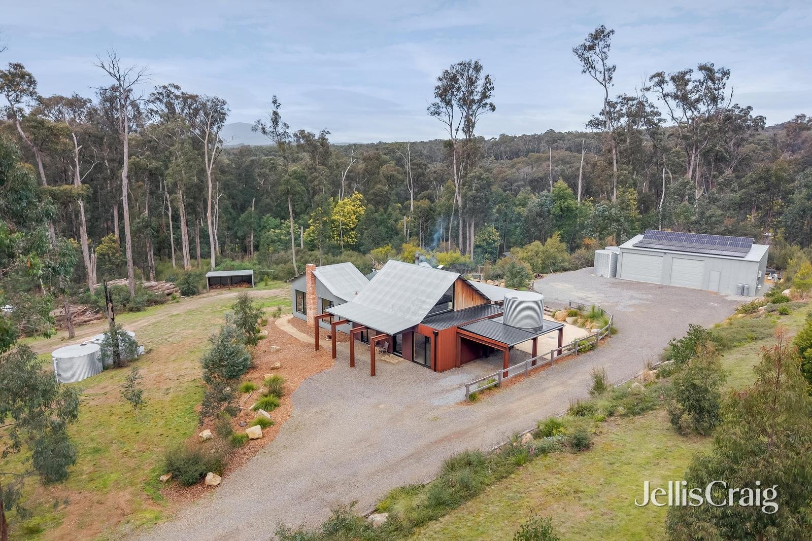 53 Banksia Court, Castella image 21