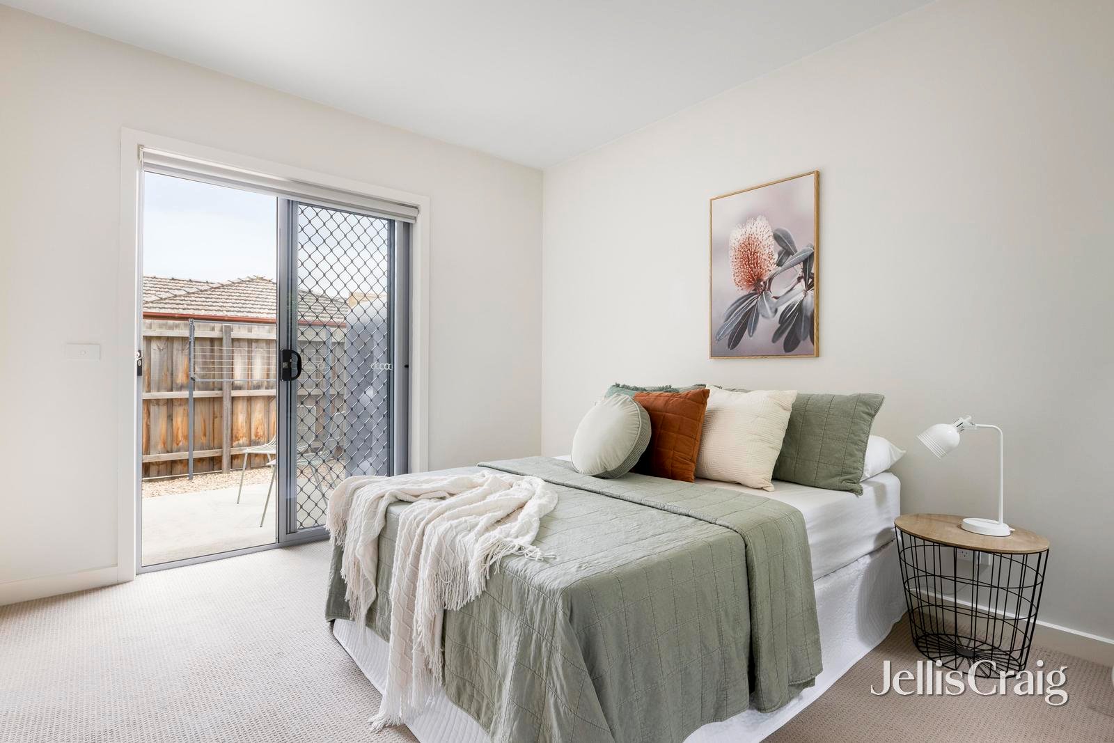 5/3 Barry Street, Reservoir image 4