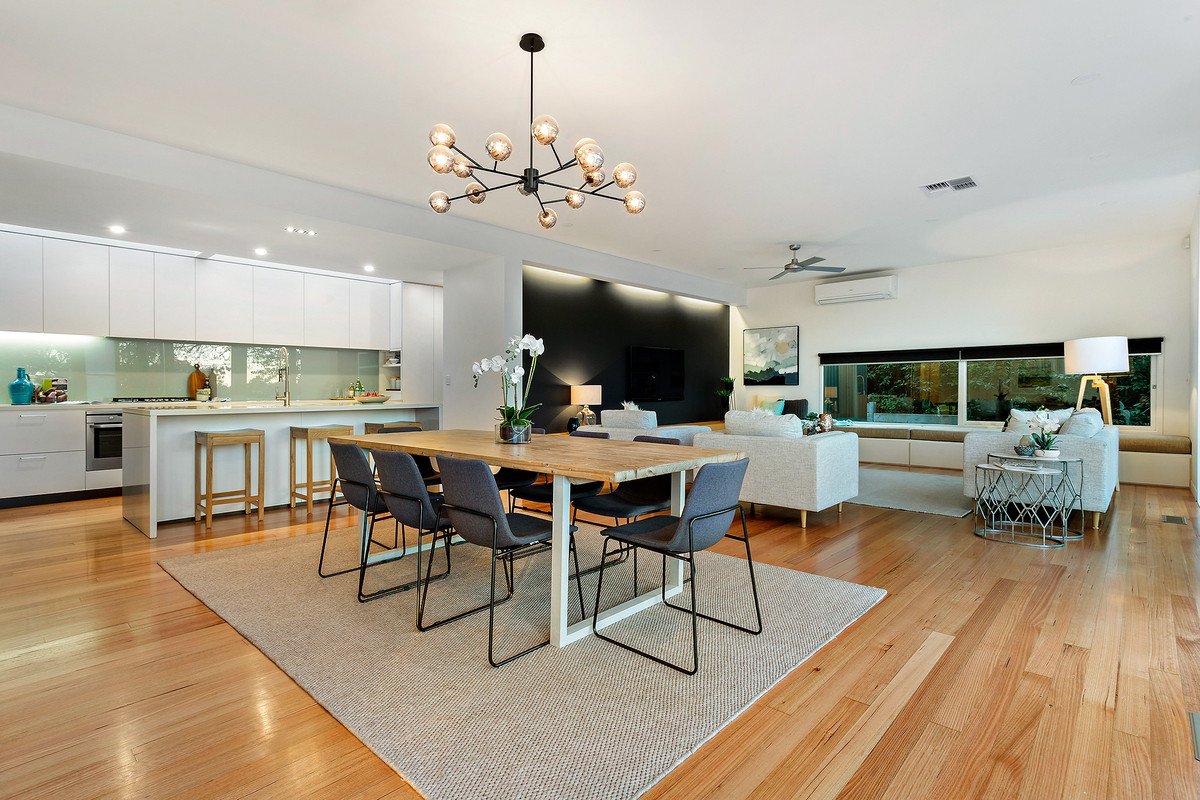 53 Belgravia Avenue, Mont Albert North image 2
