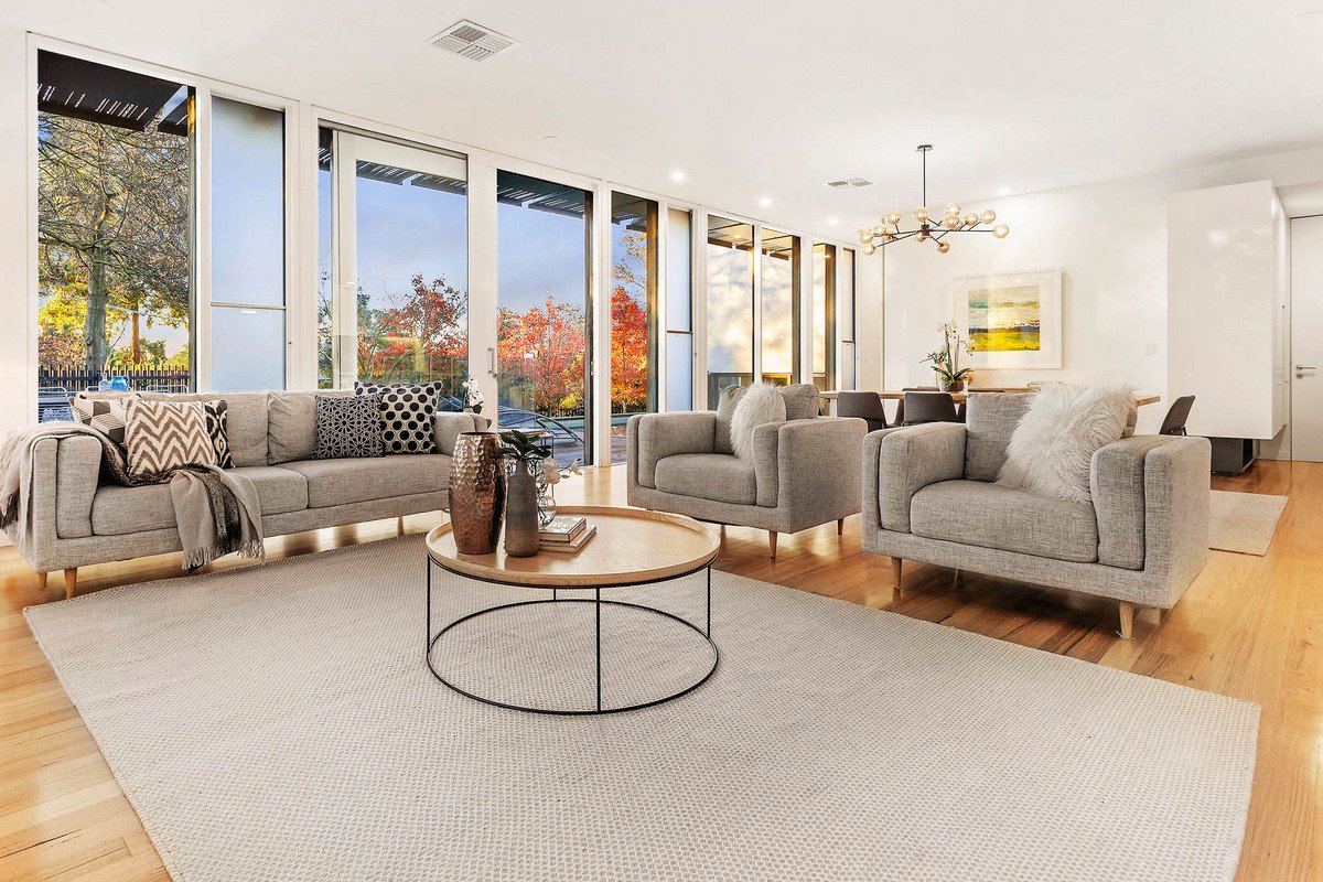53 Belgravia Avenue, Mont Albert North image 3