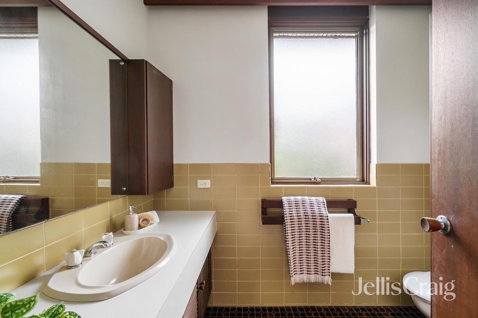 53 Berkeley Avenue, Heidelberg image 12