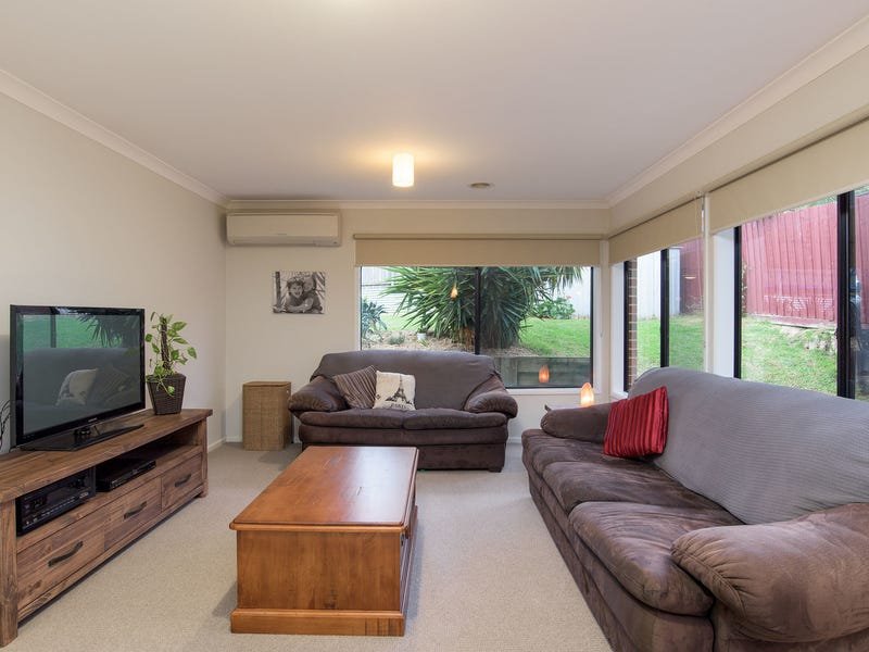 53 Blue Ridge Drive, Mooroolbark image 7