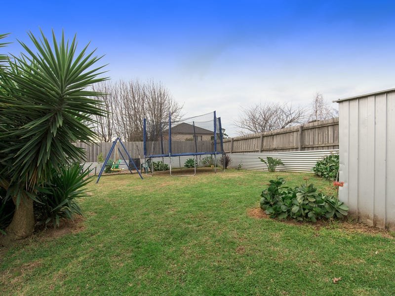 53 Blue Ridge Drive, Mooroolbark image 17