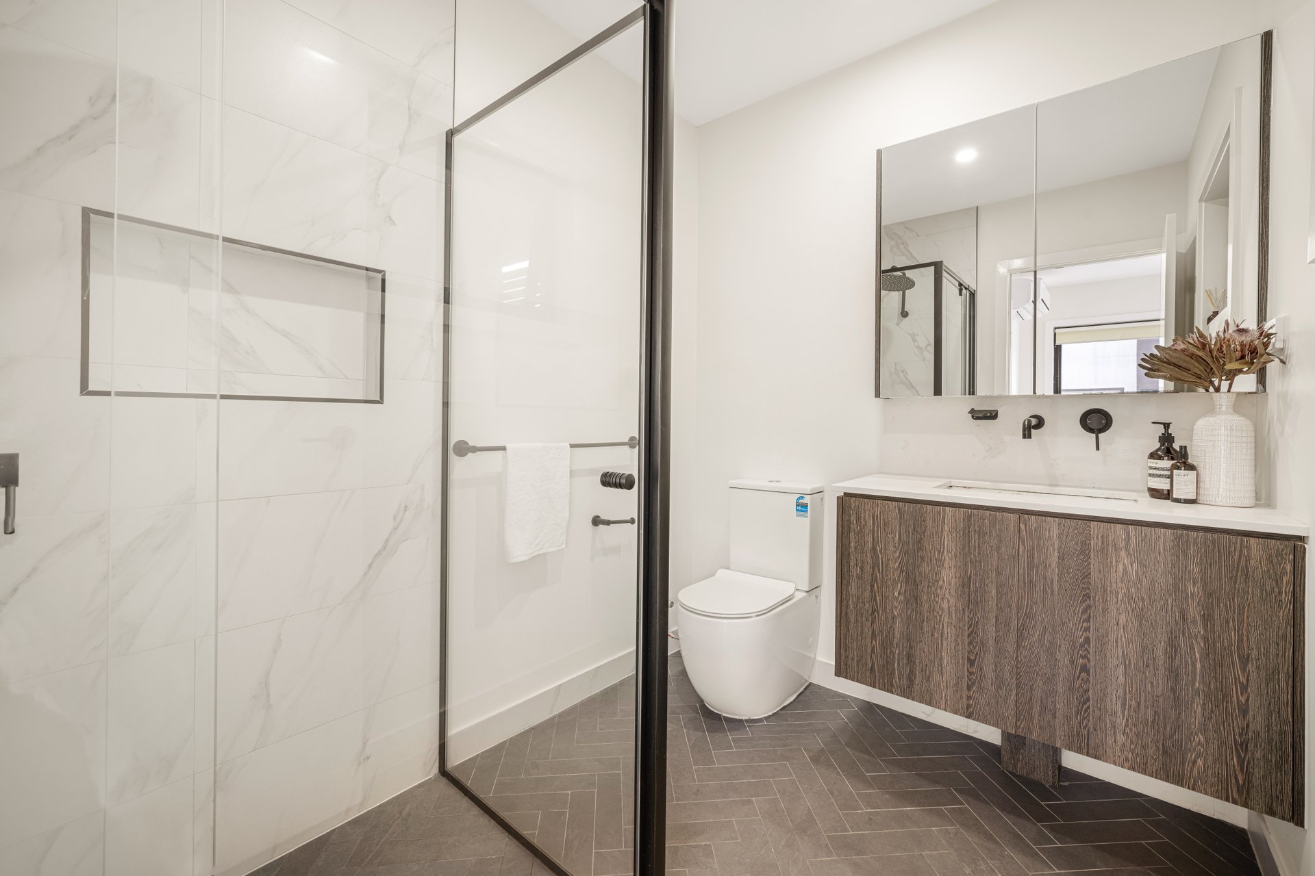 5/3 Gillman Street, Cheltenham image 10