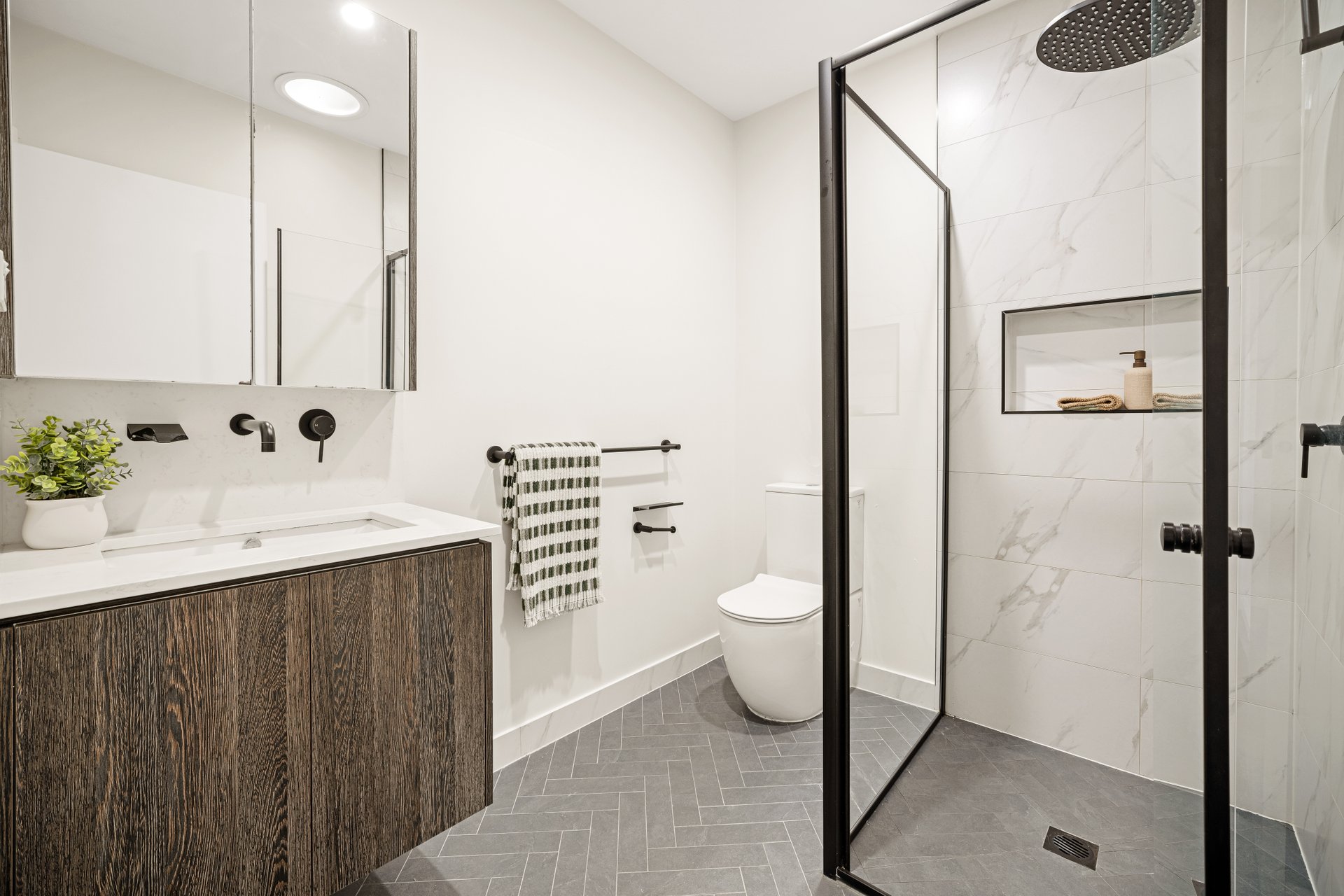 5/3 Gillman Street, Cheltenham image 11