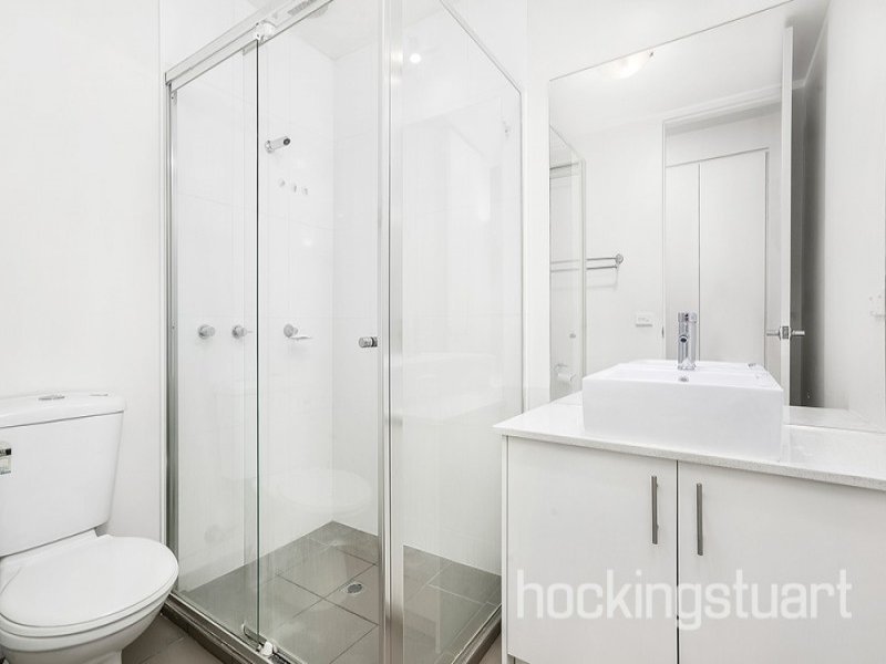5/3 Glenroy Road, Hawthorn image 5