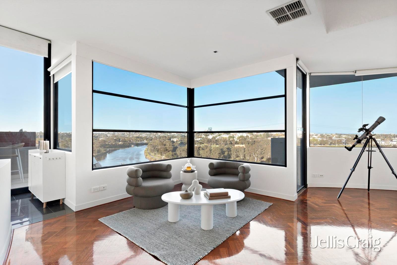 5/3 Hillside Crescent, Maribyrnong image 3