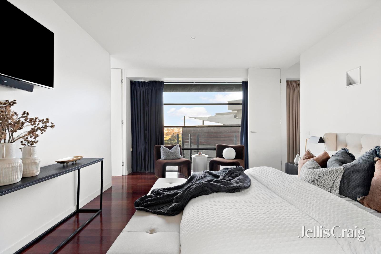 5/3 Hillside Crescent, Maribyrnong image 7