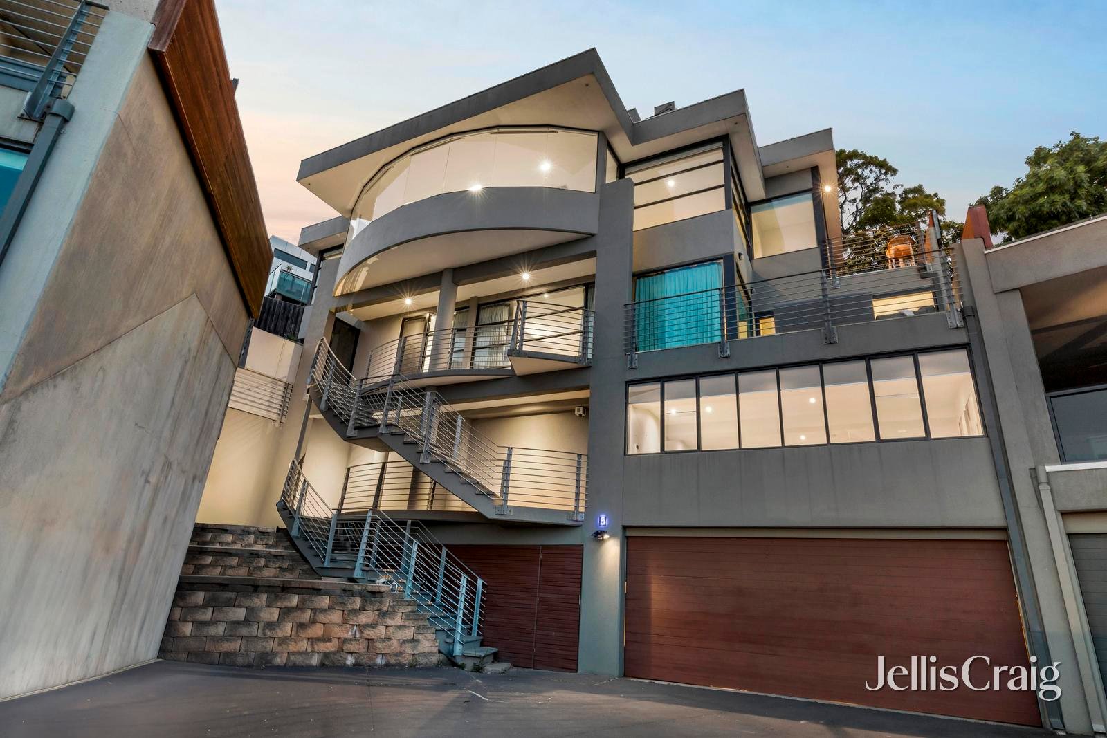 5/3 Hillside Crescent, Maribyrnong image 14