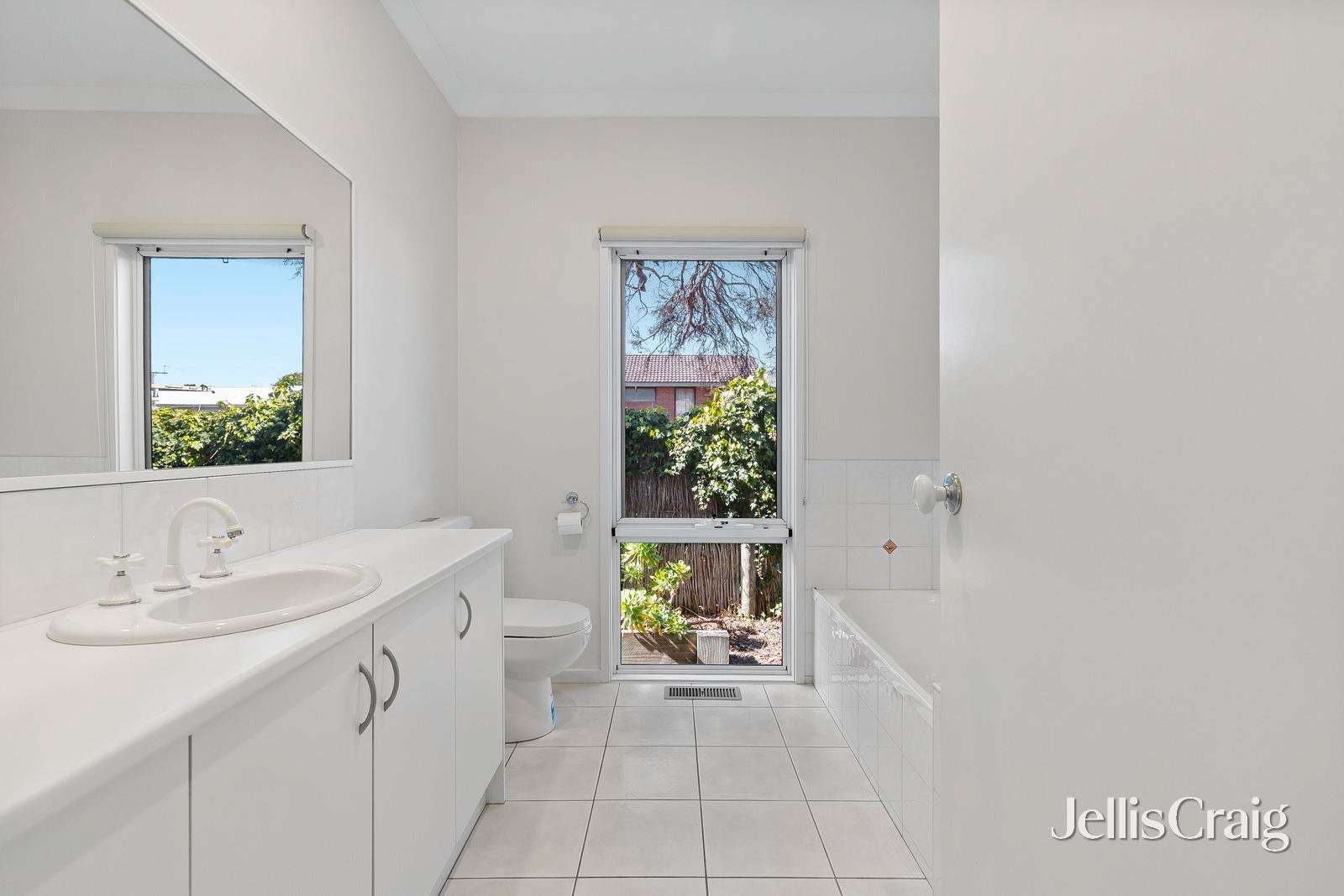 53 Hughes Road, Blairgowrie image 11