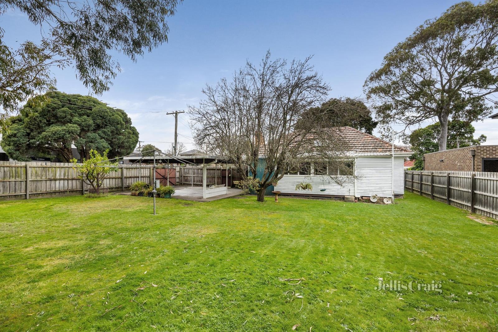 53 Jubilee Street, Mount Waverley image 7