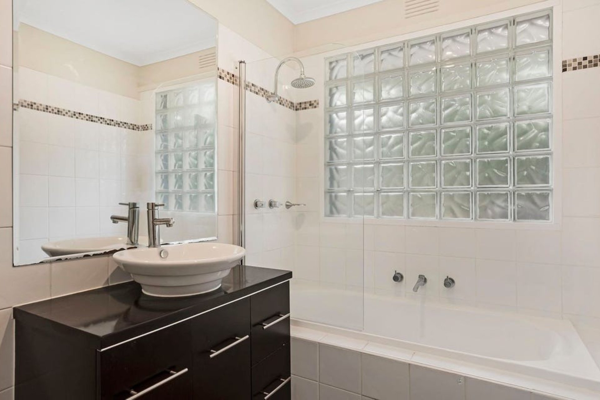 53 Kipling Avenue, Mooroolbark image 6