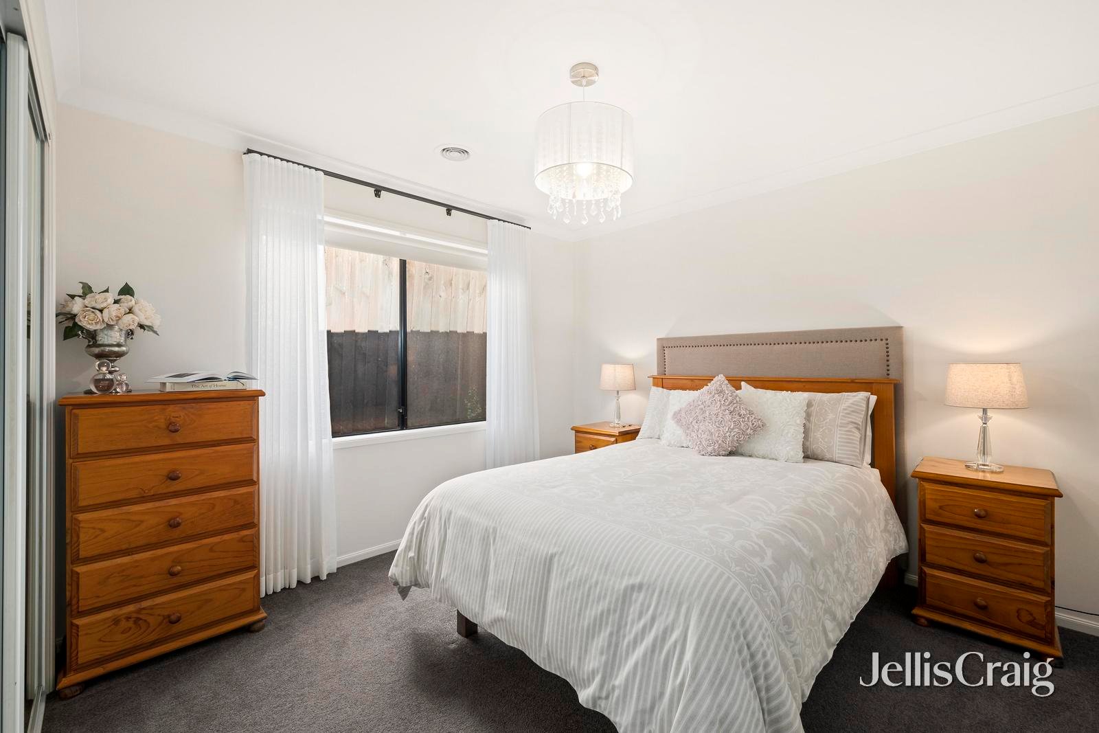 53 Larbert Road, Mooroolbark image 14