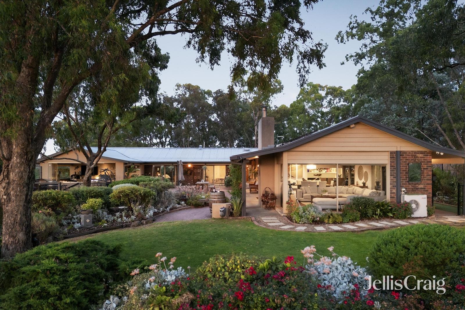 53 Margaret Street, Research image 1